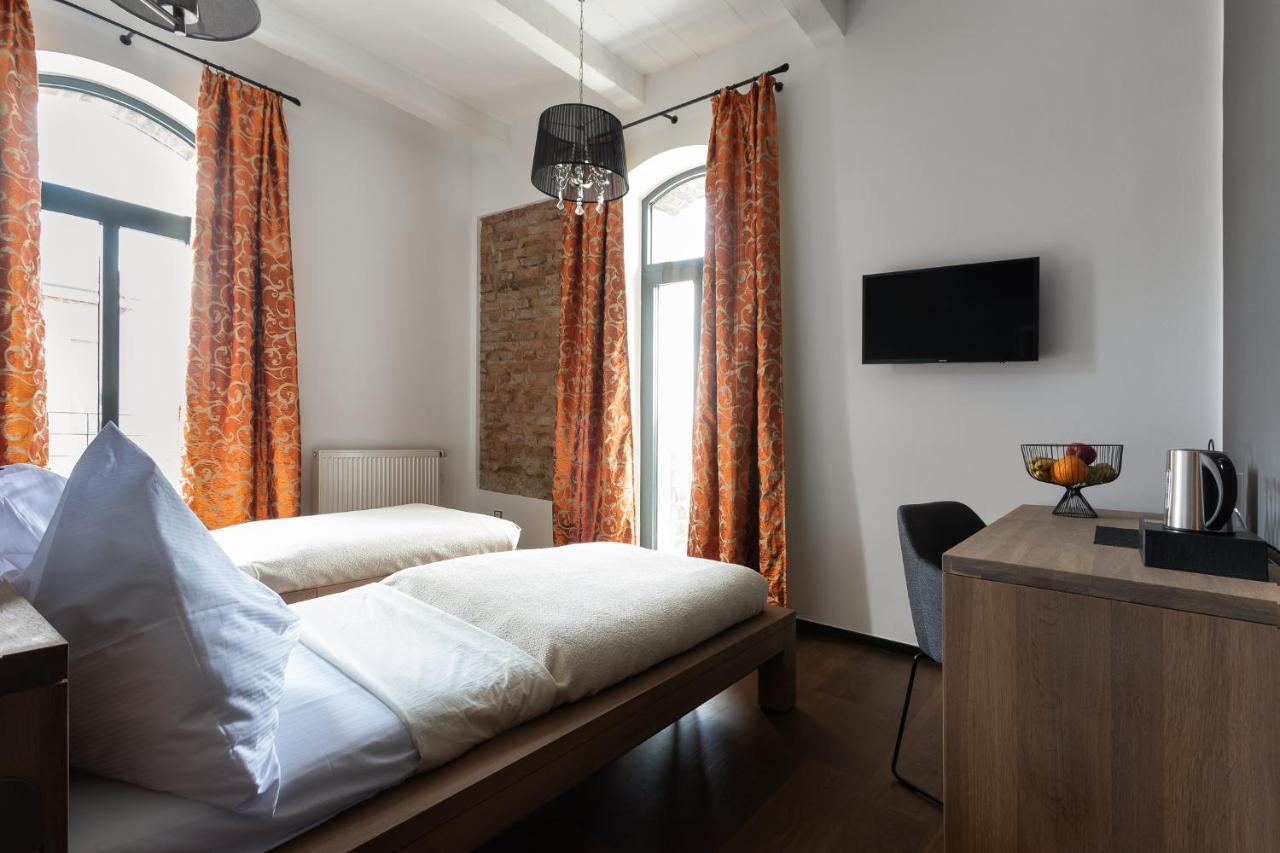 Arena Hotel Samorin Ngoại thất bức ảnh