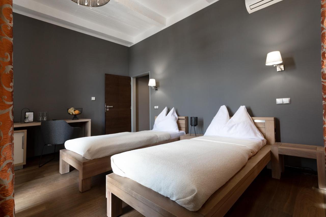 Arena Hotel Samorin Ngoại thất bức ảnh