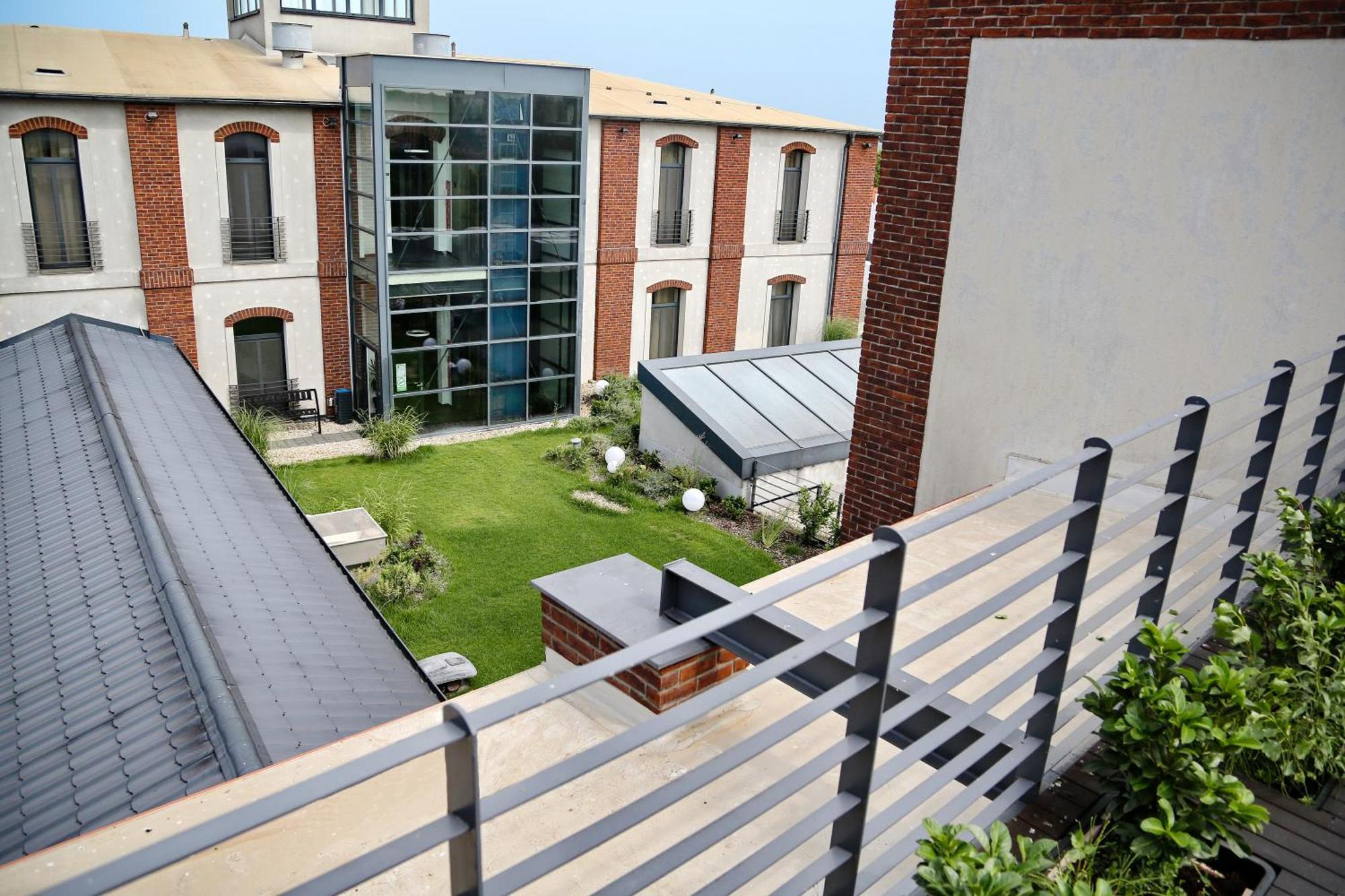 Arena Hotel Samorin Ngoại thất bức ảnh
